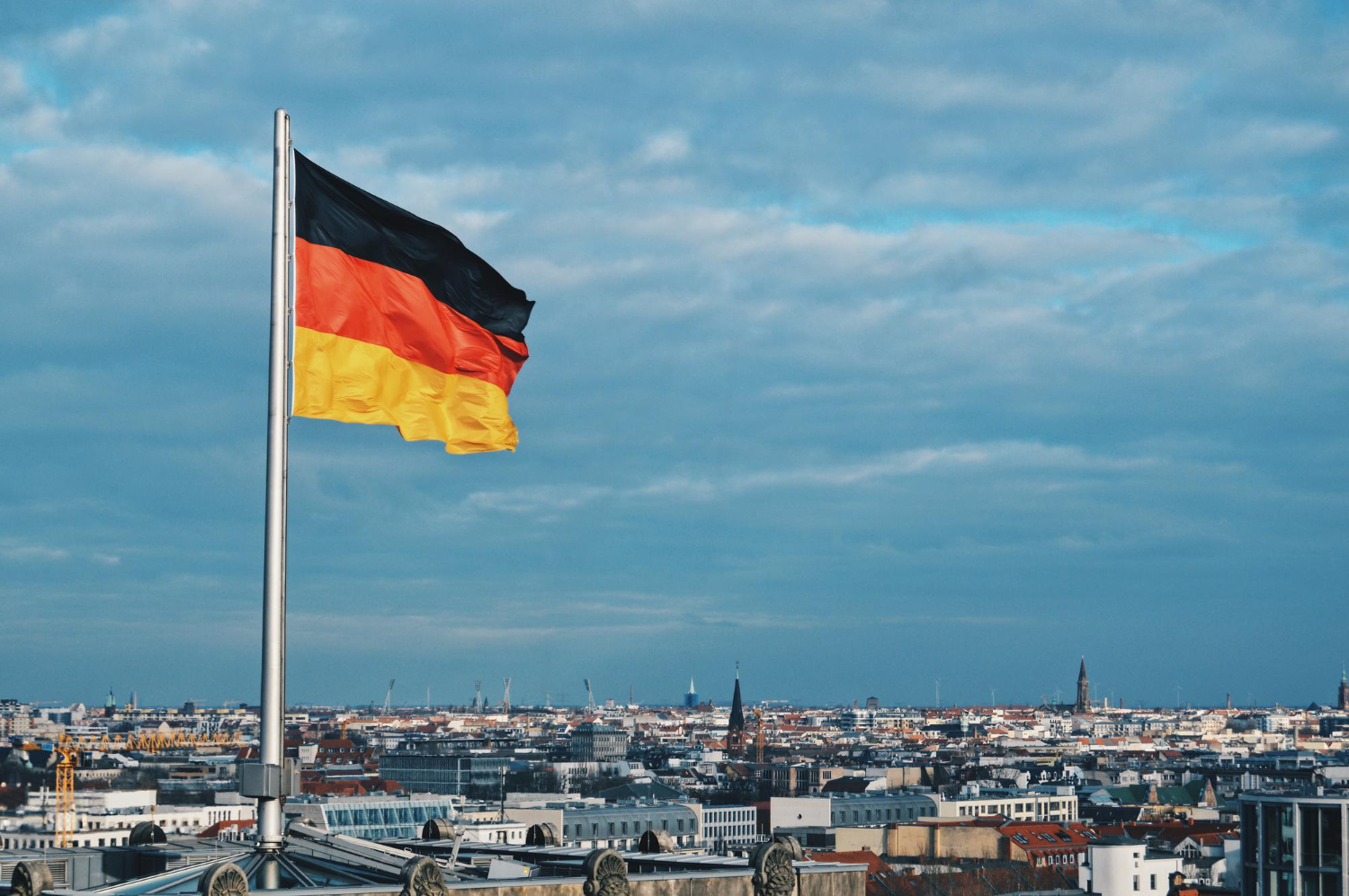Bezprecedensowa sytuacja w Berlinie – Merz przegrywa głosowanie, Niemcy czekają na lidera